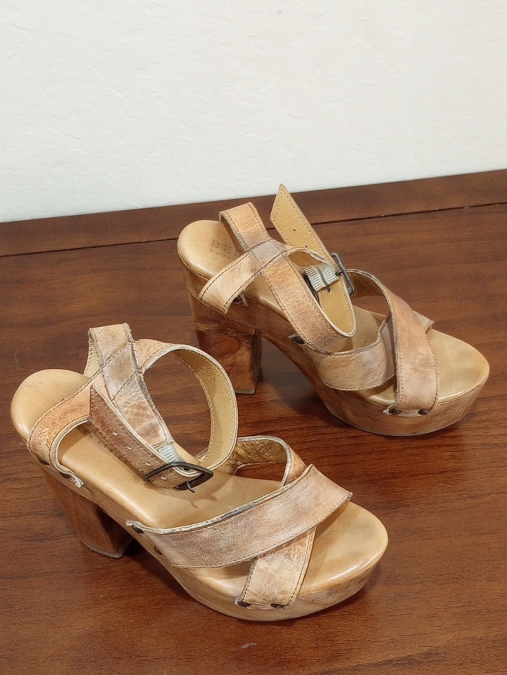 Bed Stu Kalah Platform Heel Oats Rustic Boho Leather & Wood Sandal - 6.5 - Picture 3 of 13